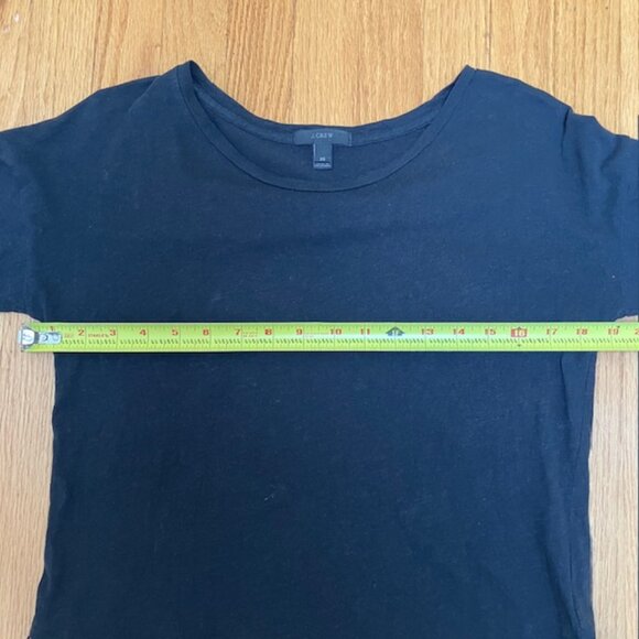 J. Crew Short Sleeve Black Tee with lace hem Size XS - Picture 6 of 7
